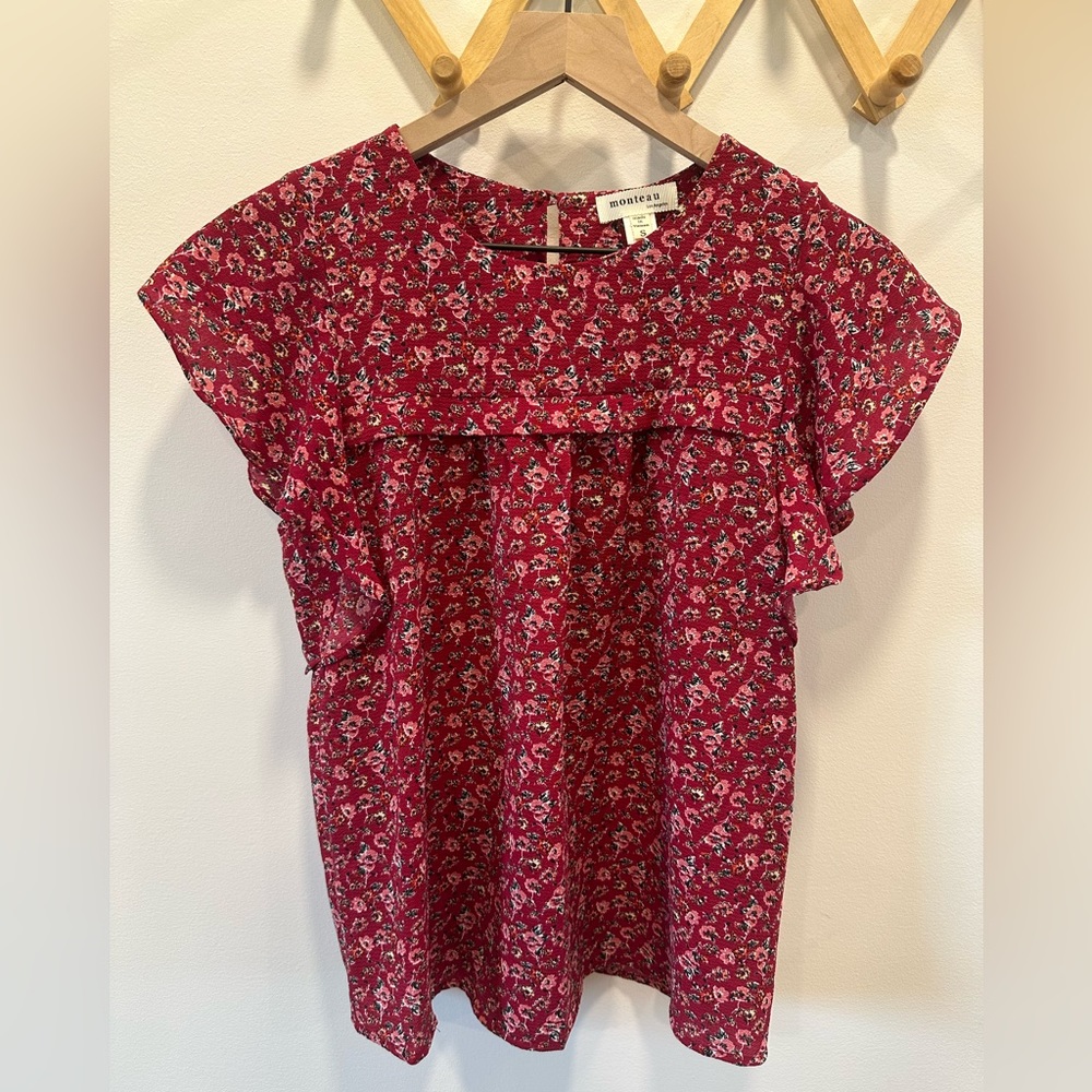 NWOT Monteau Floral Blouse ~ Red/Pink ~ Flutter Sleeves